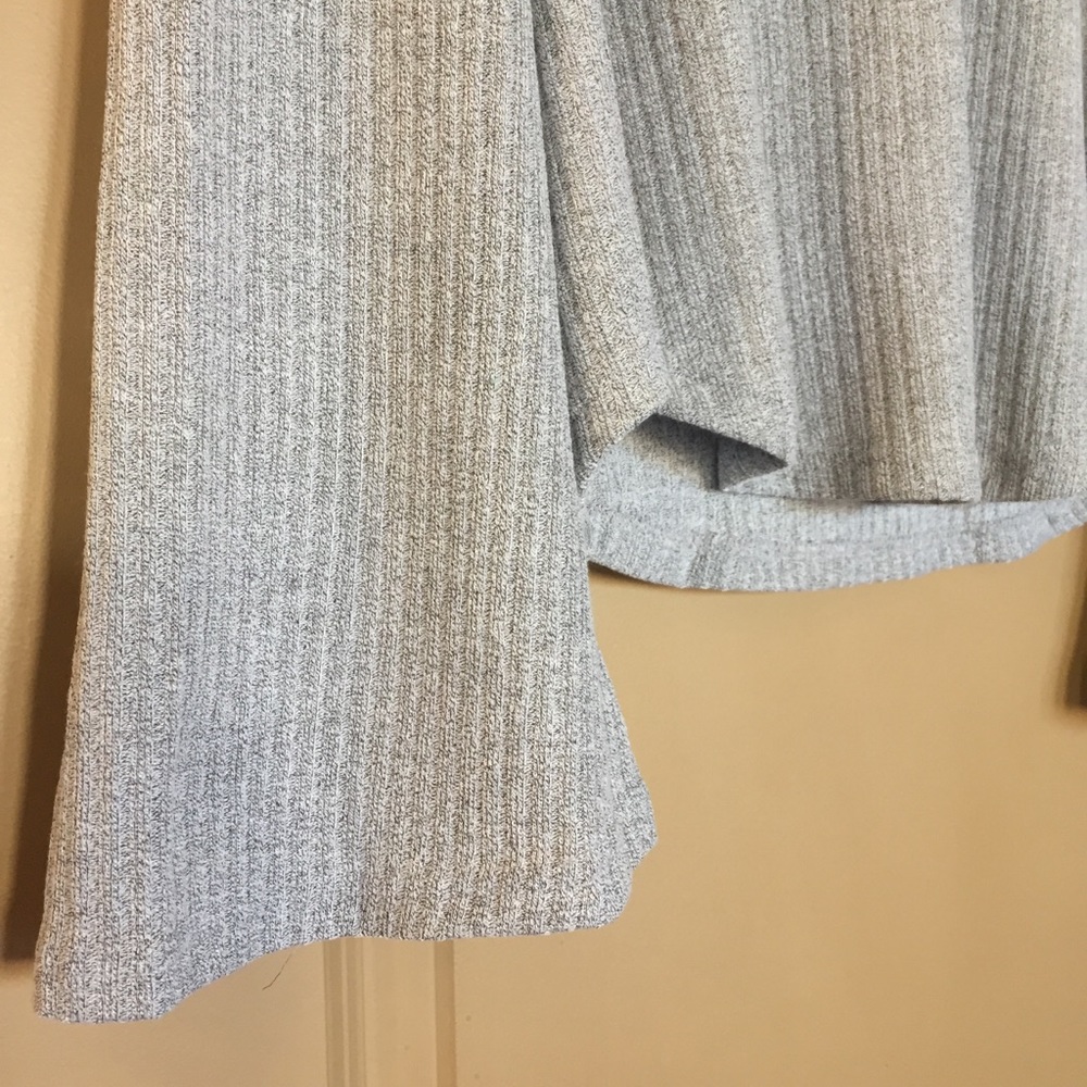 Grey Ribbed Top Bell Sleeves - Picture 8 of 8